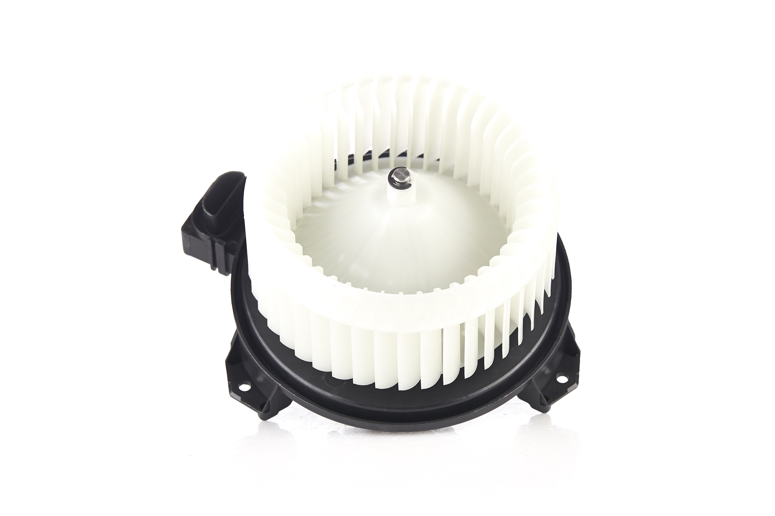 NISSENS 87724 Вентилатор парно FIAT SEDICI оригинални цена