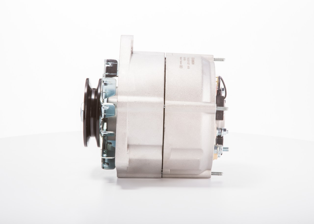Lichtmaschine F 042 301 027 BOSCH 1528595 DAF