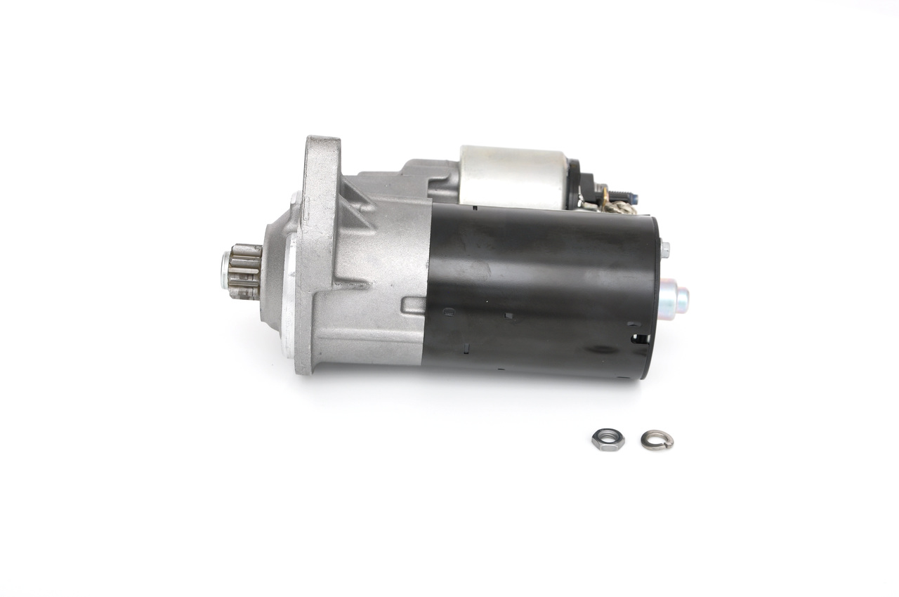 BOSCH 0001121028 Стартер VW Pointer 1.6 78 K.C. бензин 1996