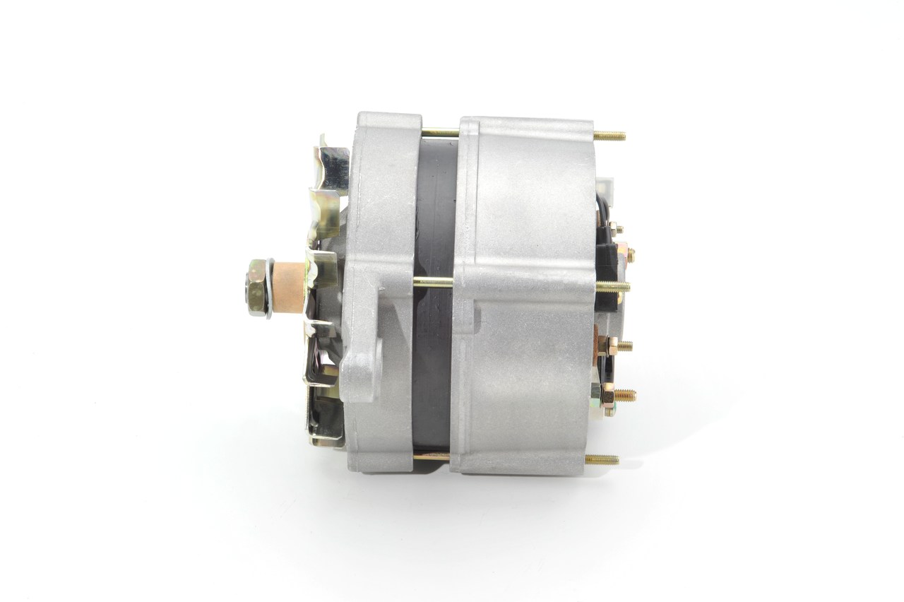 Lichtmaschine 0 120 469 048 BOSCH 99461190 FIAT, IVECO, MAN