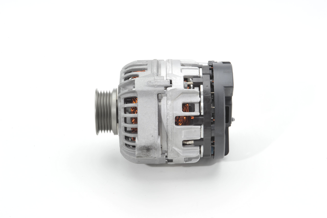 Lichtmaschine 0 124 225 020 BOSCH A0111548002 VW, MERCEDES-BENZ, SMART