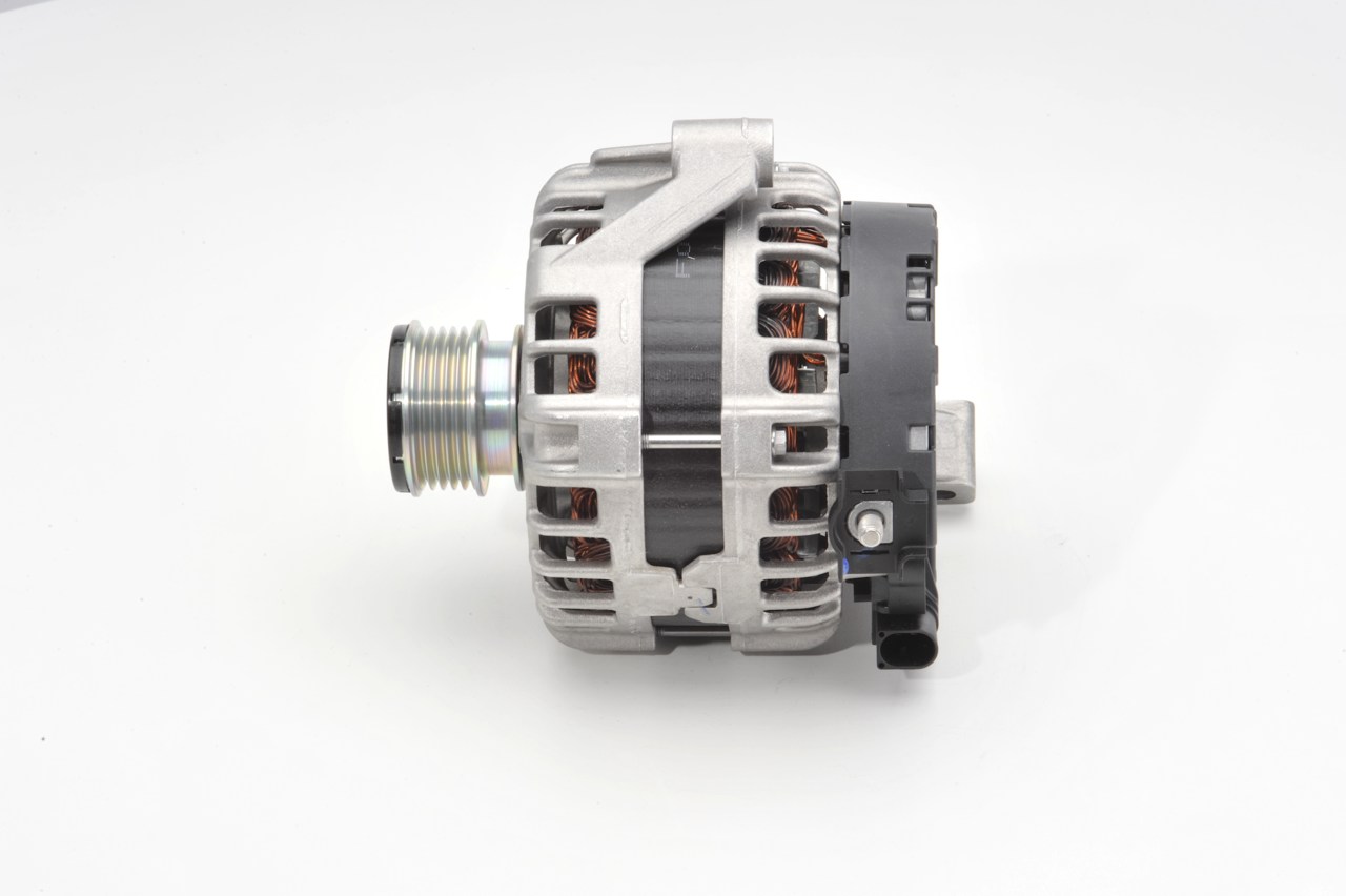Lichtmaschine 0 125 811 020 BOSCH 36001454 FORD, VOLVO