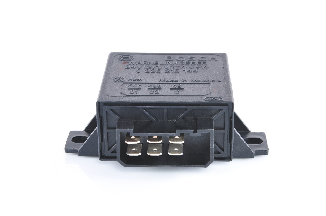 0 335 215 144 BOSCH 50 00 361 089 Centrale clignotant