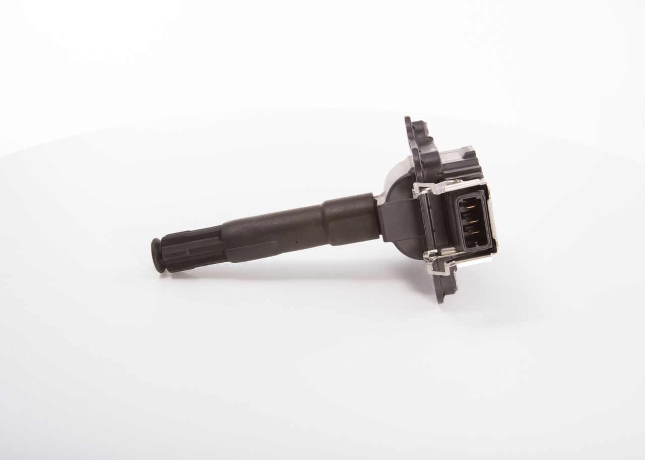 Zündspule 0 986 221 011 BOSCH 058905105 VW, MERCEDES-BENZ, AUDI, SKODA, SEAT