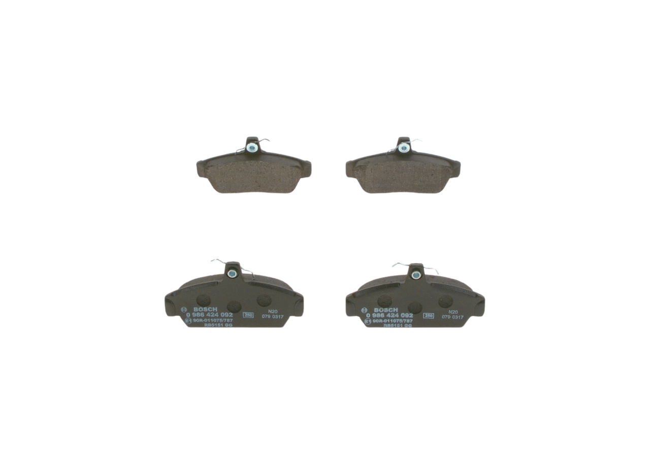 BP037 BOSCH 0 986 424 092 Комплект спирачно феродо, дискови спирачки