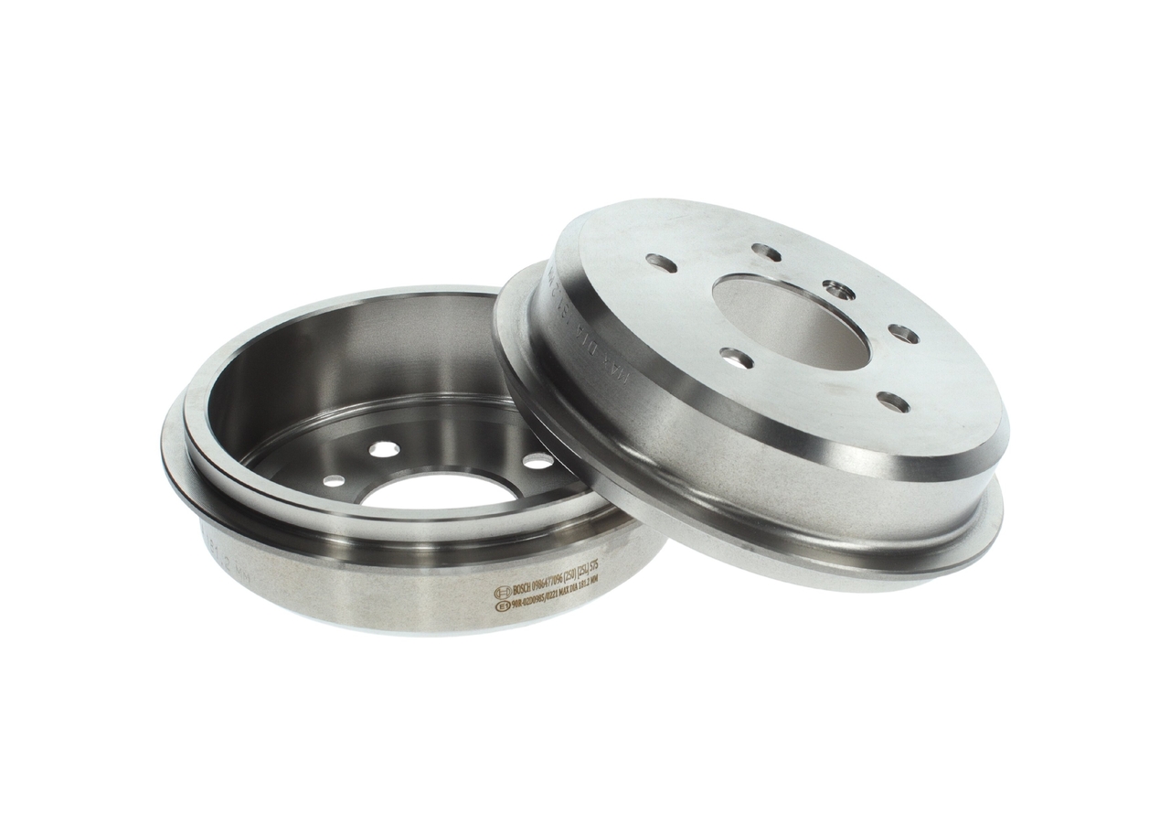 BOSCH 0 986 477 096 Tambour de frein