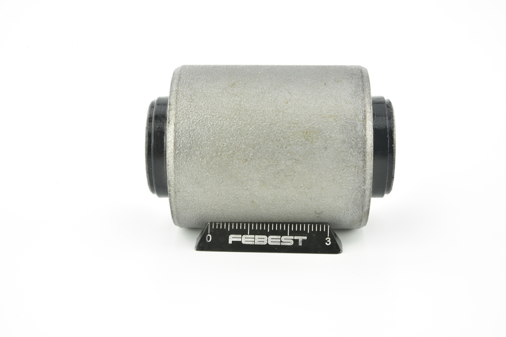11672982 FEBEST MAB004 Bærearmsforing Mitsubishi Pajero V80 hva koster