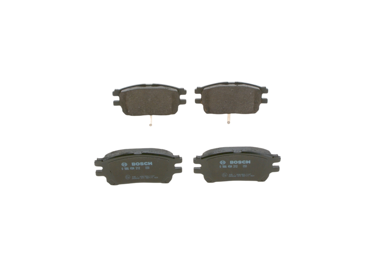 Sada brzdových destiček, kotoučová brzda 04465 28410 BOSCH 0986494212 TOYOTA, SUZUKI, LEXUS, SATURN, WIESMANN