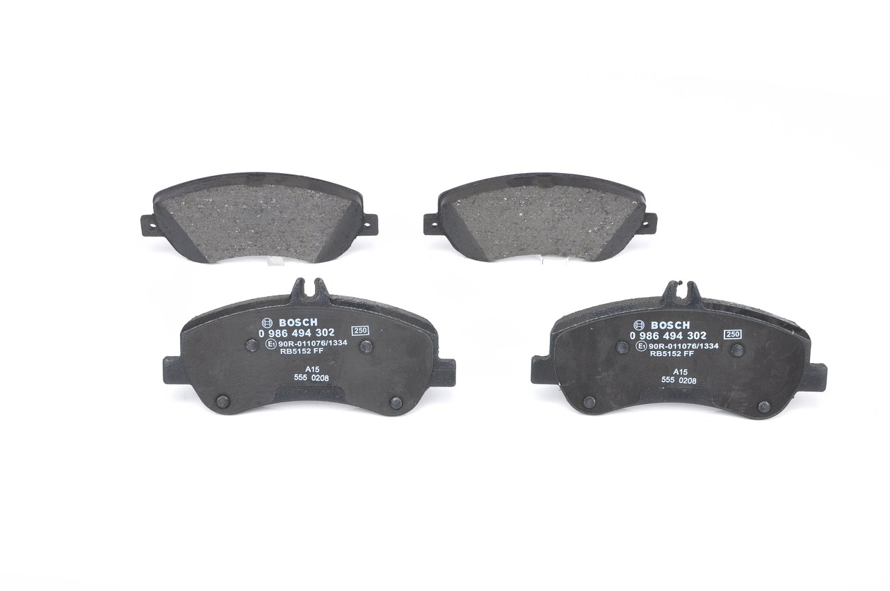 Bremsbeläge 0 986 494 302 BOSCH A0064202420 MERCEDES-BENZ