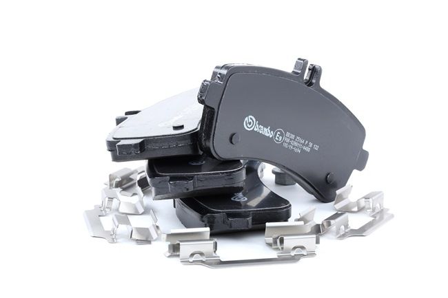 25164 BREMBO P50132 Спирачни накладки Mercedes W222 задни и предни цена