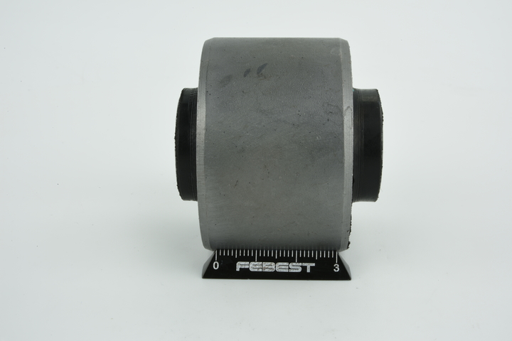 12194944 FEBEST TAB096 Bærebruforing Toyota Land Cruiser J7 Hardtop pris