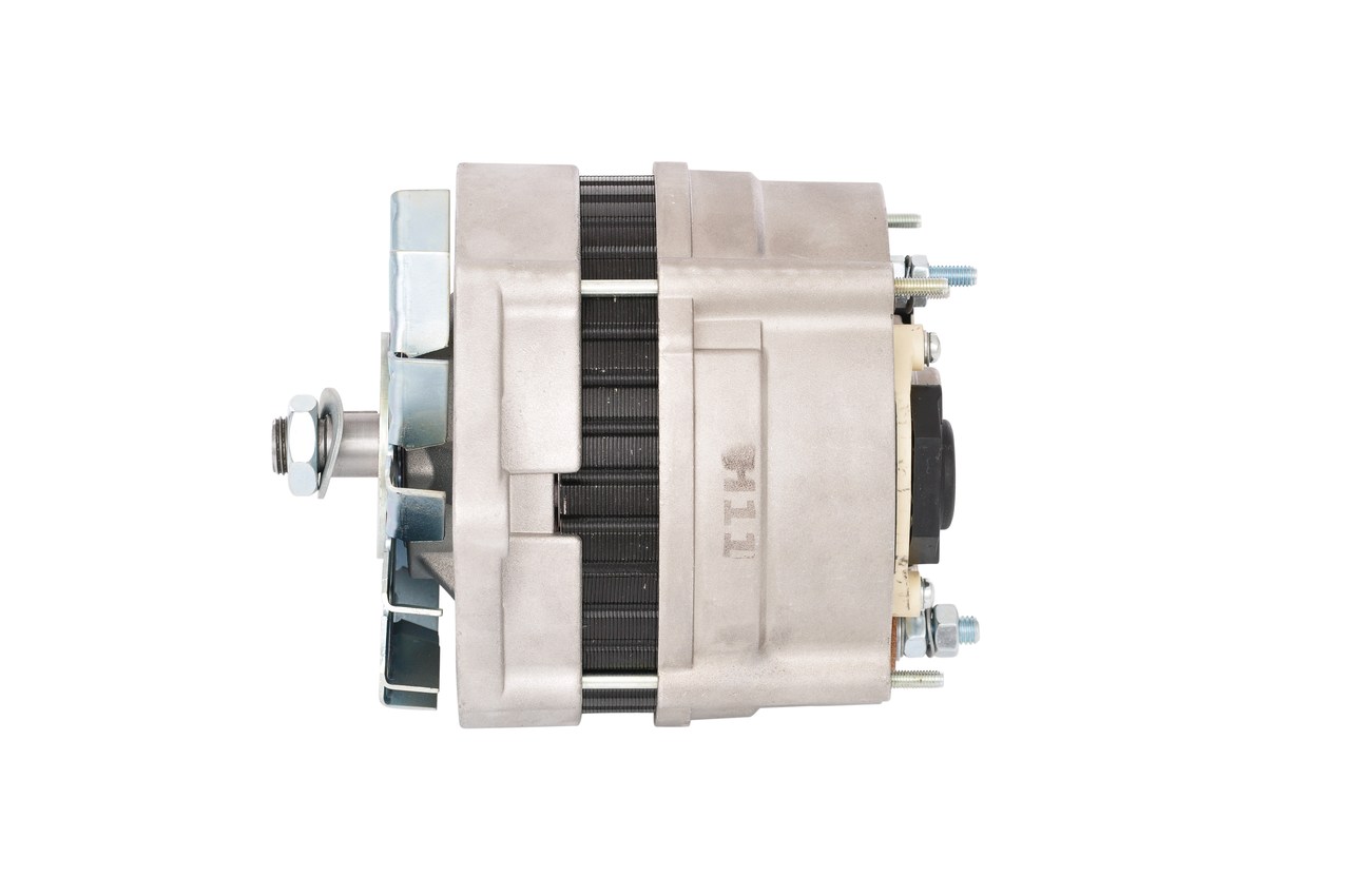 Lichtmaschine 1 986 A00 155 BOSCH 28V80A IVECO