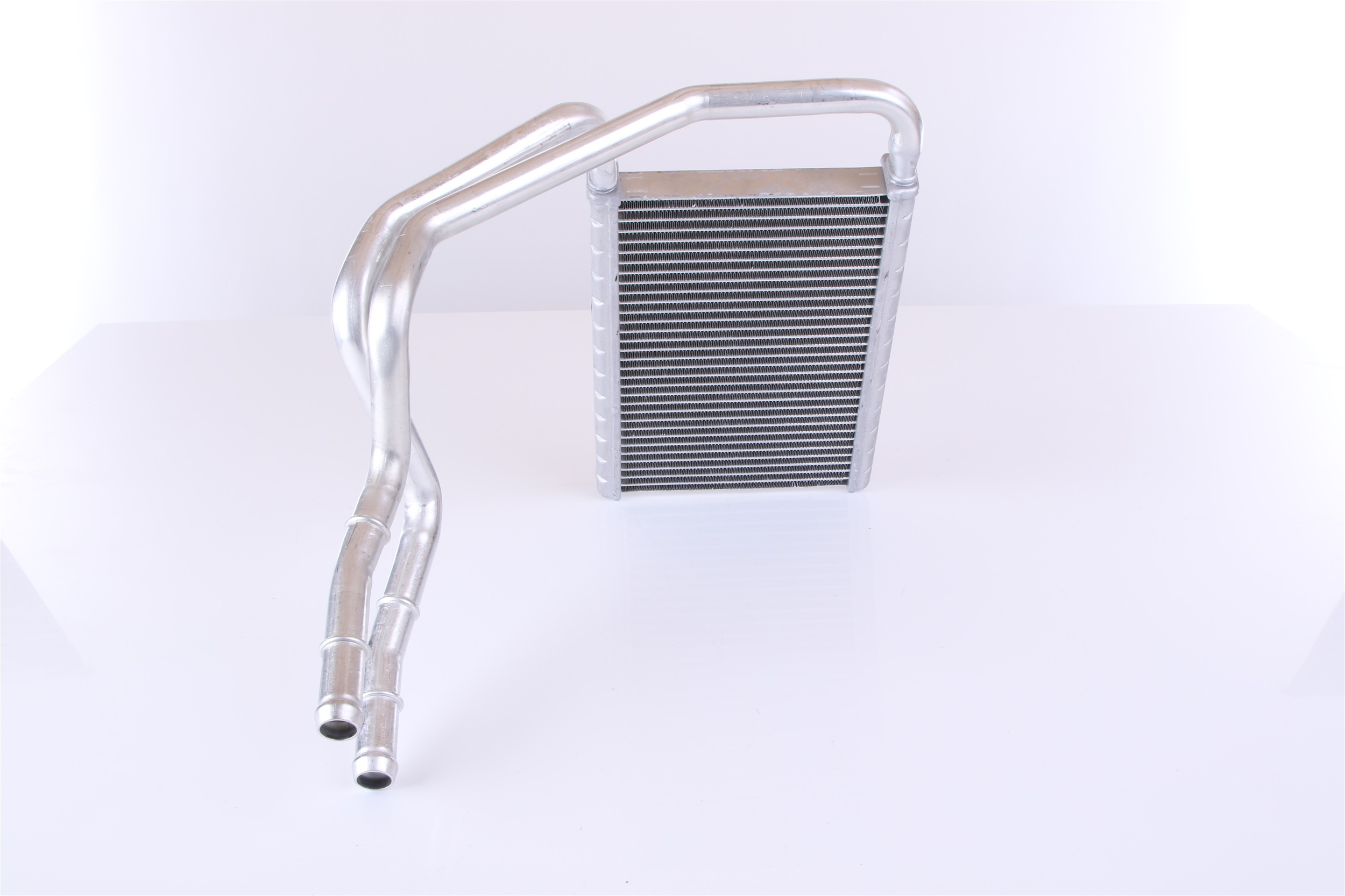 Kachelradiateur, interieurverwarming 1768440 NISSENS 707182 FORD