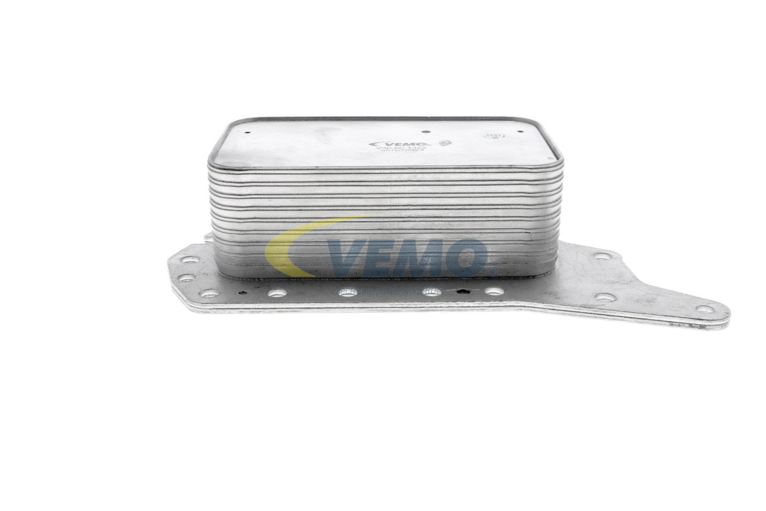 Ölkühler V30-60-1322 VEMO A6000616620 MERCEDES-BENZ, FIAT, JAGUAR, SSANGYONG