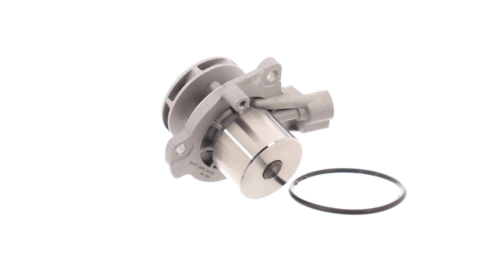 SKF 13664739 VW Passat B8 Alltrack Vesipumput hinta
