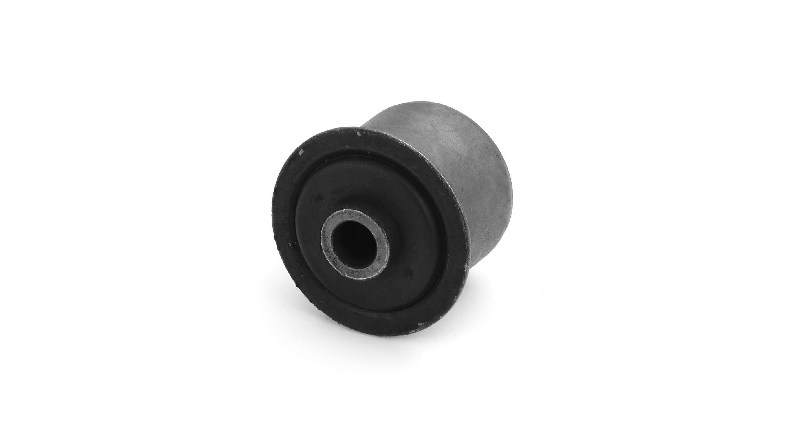 15247951 SKF VKDS332506 Тампон носач JEEP COMMANDER оригинални цена