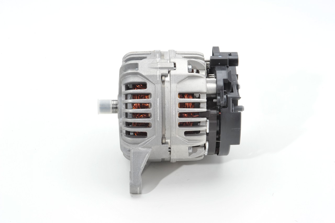 Dynamo BOSCH 1 986 A00 526