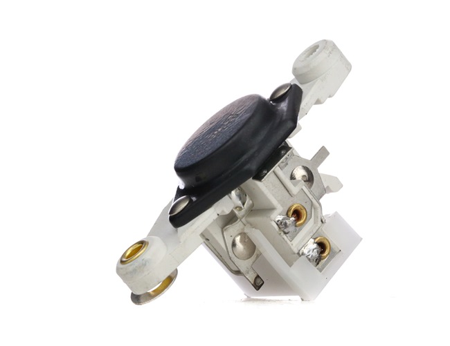 SKRE2450096 STARK Spenningsregulator hva koster