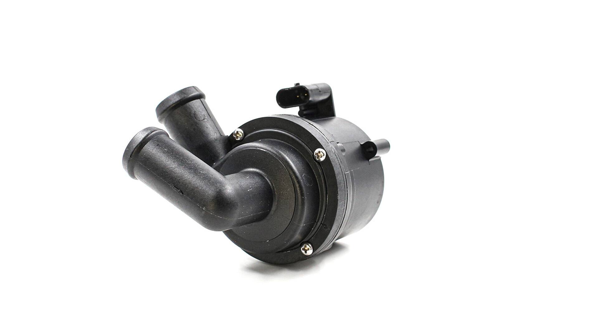 Engine water pump SKF VKPA 81917 rating