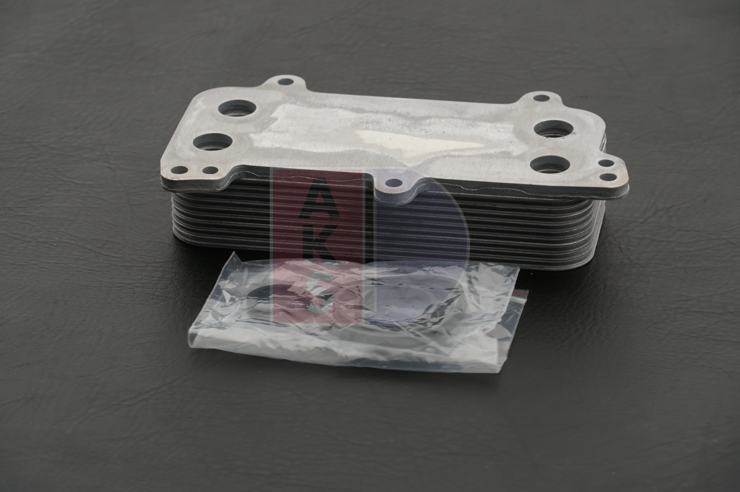 Engine oil cooler AKS DASIS 046017N rating