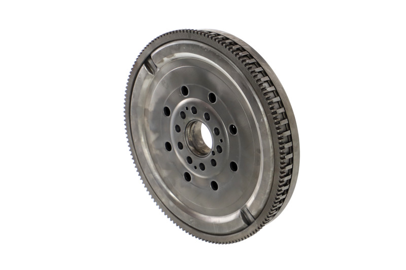 REMANTE 009001000041R Демпферен маховик Volvo V70 SW D5 163 K.C. дизел 2002