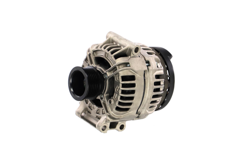 Lichtmaschine 011-003-000427R REMANTE 415040