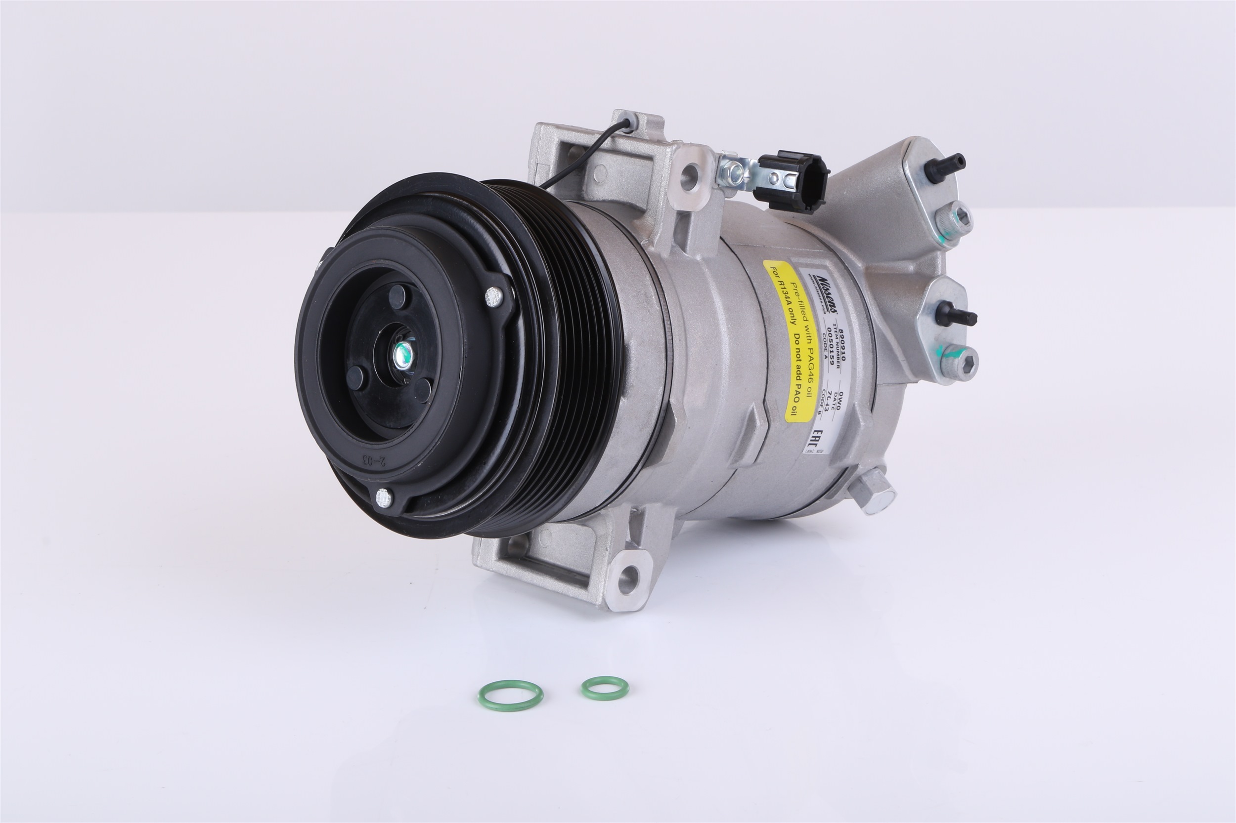 Компресор за климатик 92600-EA20A NISSENS 890910 NISSAN
