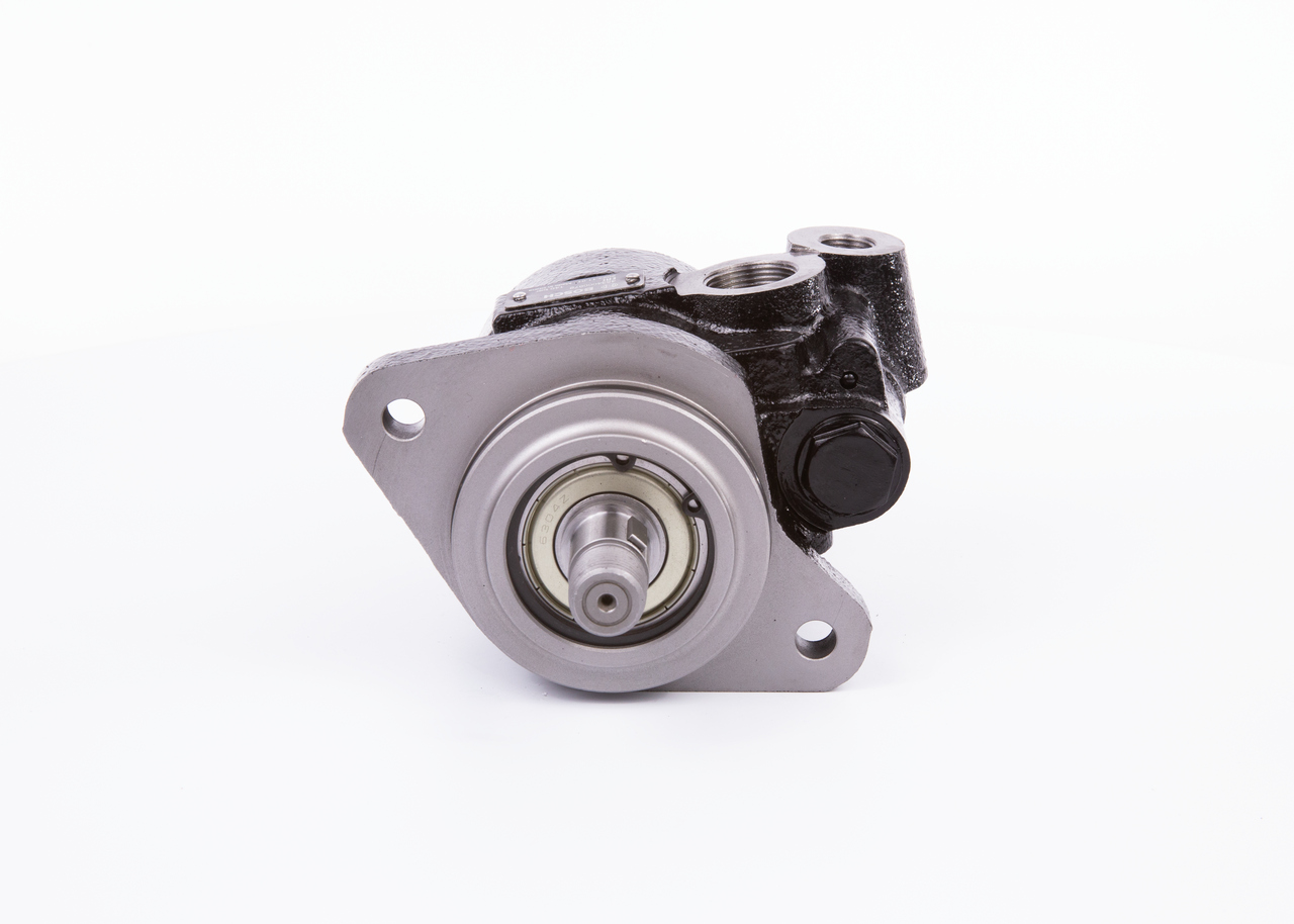 4 534 000 679 BOSCH 1585013 Pompe de direction assistée
