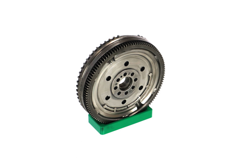 REMANTE 009001000057R Маховик Mazda 3 BK цена