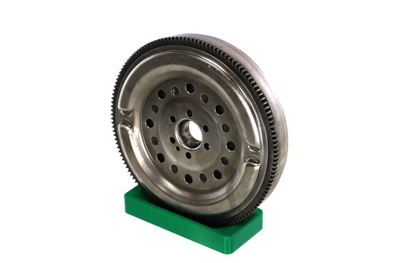 Schwungrad 009-001-000182R REMANTE 058105266 VW, AUDI