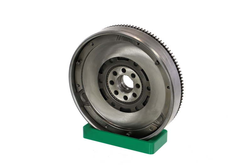 Schwungrad 009-001-000218R REMANTE 1223712 BMW