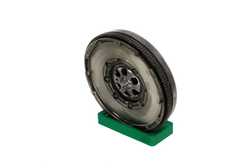 Volante do motor 03L 105 266 CA REMANTE 009-001-000243R VW, AUDI, SEAT, SKODA