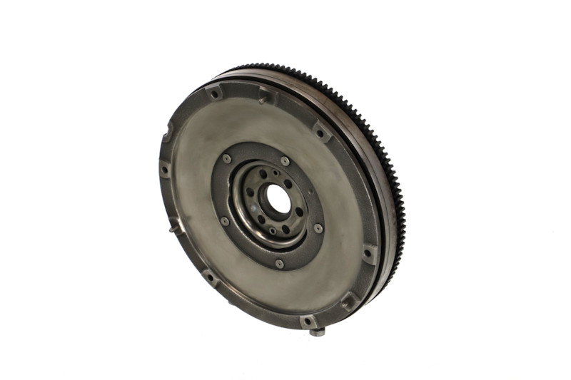 Volant moteur AV61-6477-BE REMANTE 009-001-000249R FORD
