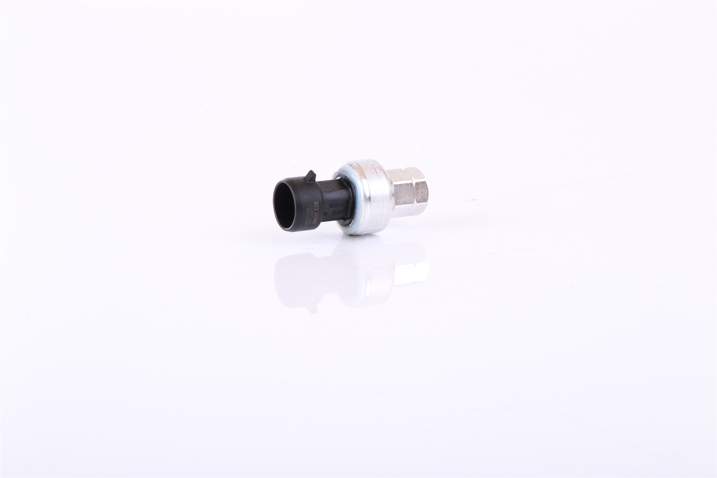 Druckschalter, Klimaanlage 301022 NISSENS 7700417506 OPEL, RENAULT, NISSAN, VOLVO, DACIA
