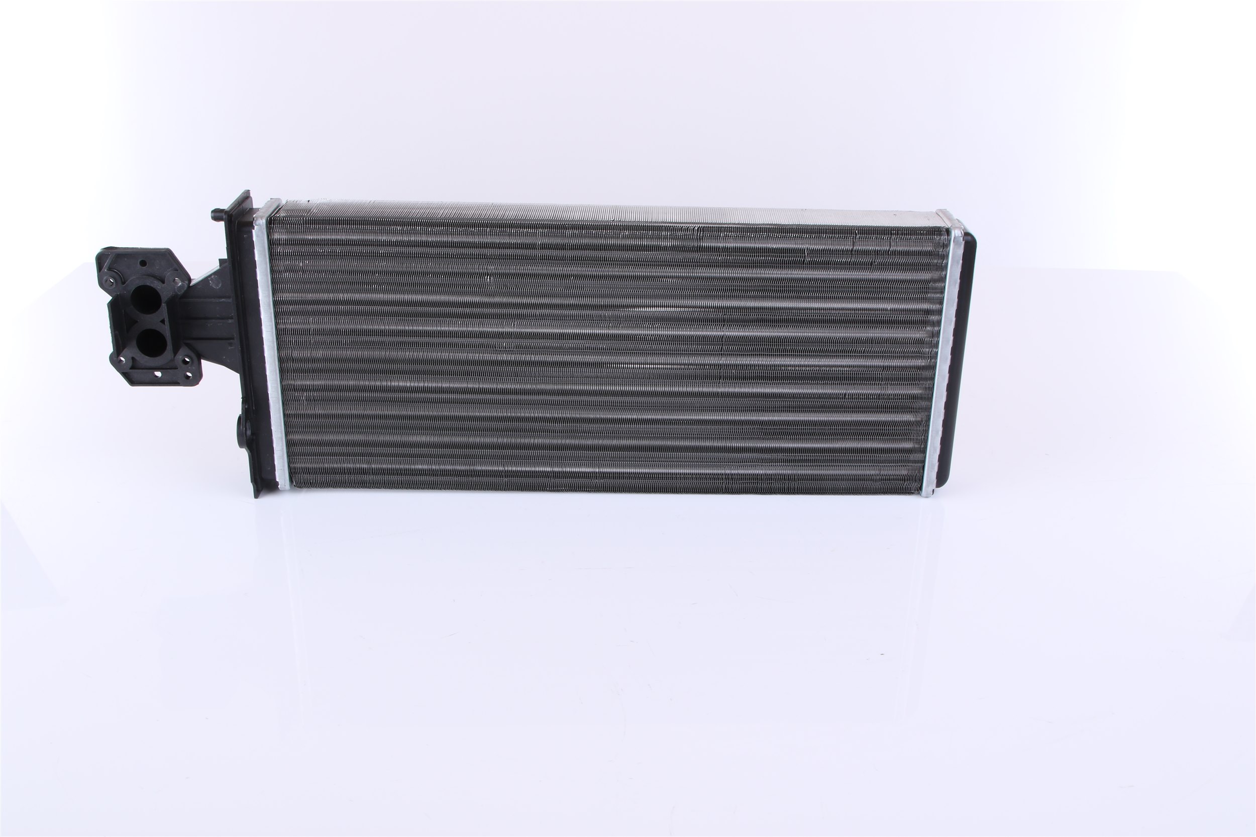 NISSENS 71804 Radiateur de chauffage ailettes jointes mécaniquement, Matière plastique, Aluminium