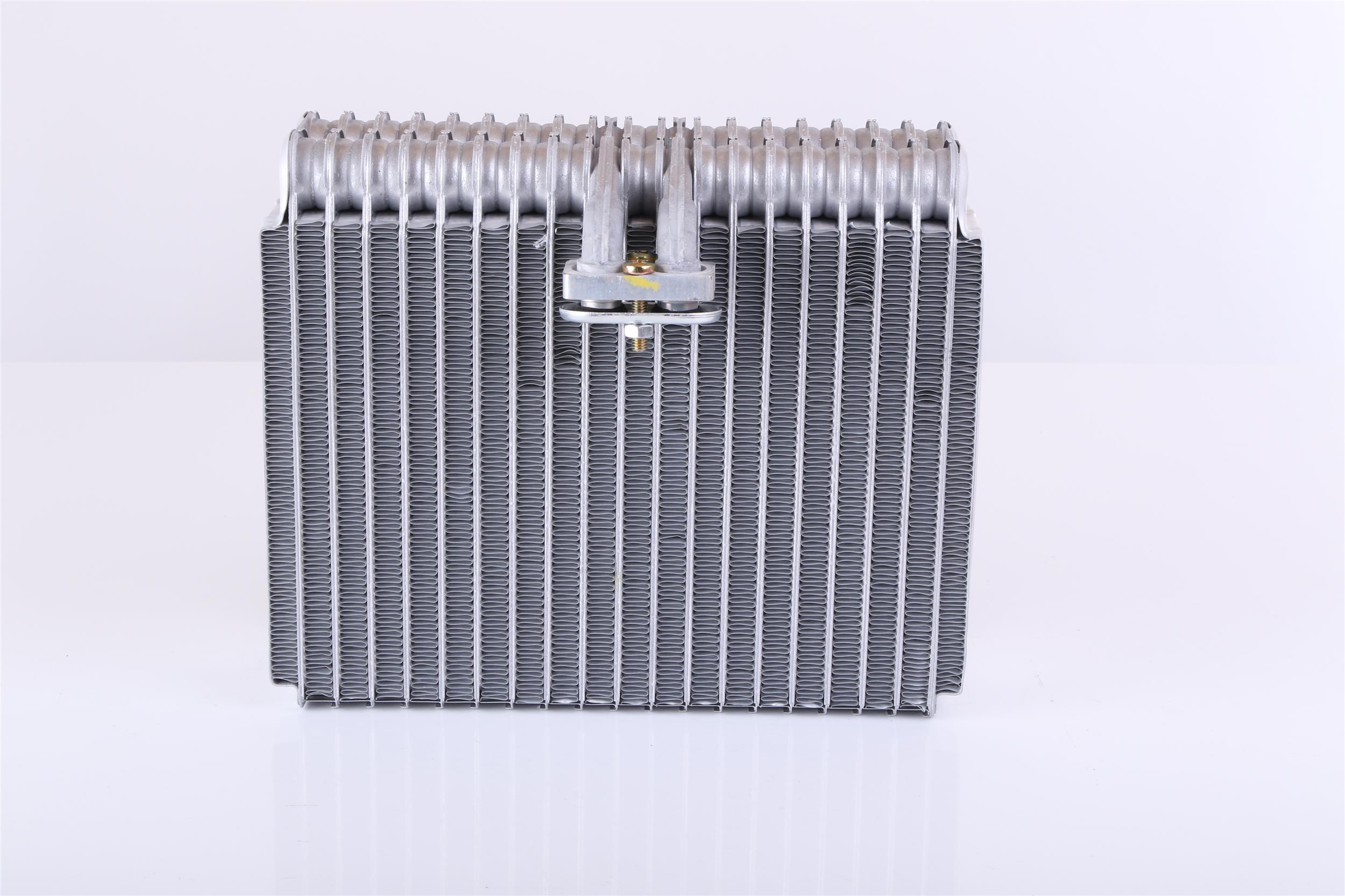 92171 NISSENS 46722672 Évaporateur de climatisation