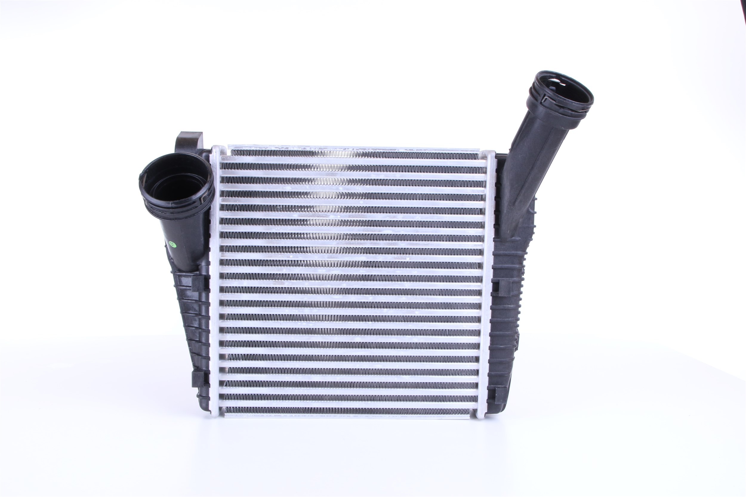 70820432 NISSENS 96611 Radiator intercooler PORSCHE kosten