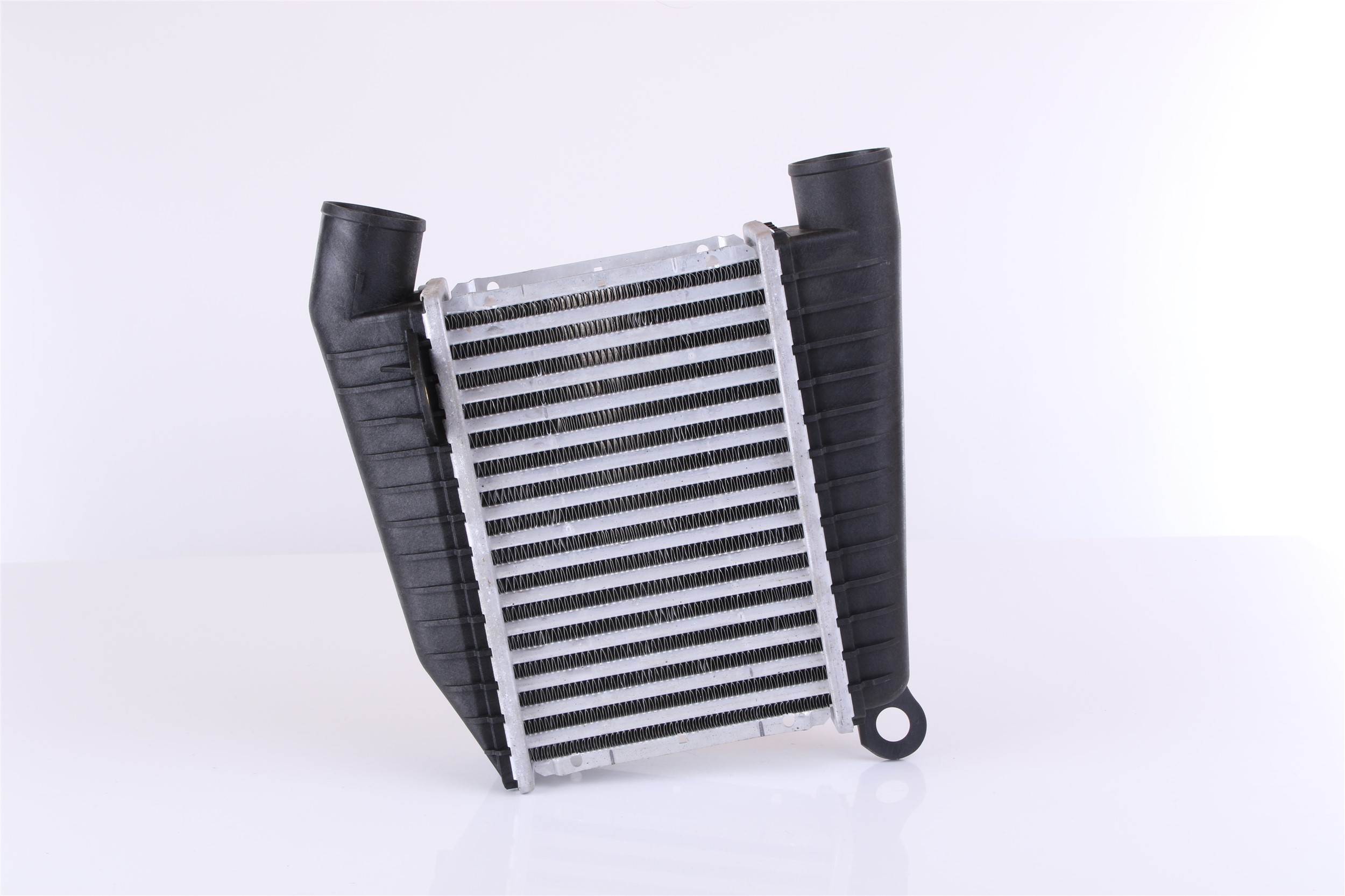 NISSENS 96864 prix Intercooler OPEL OMEGA