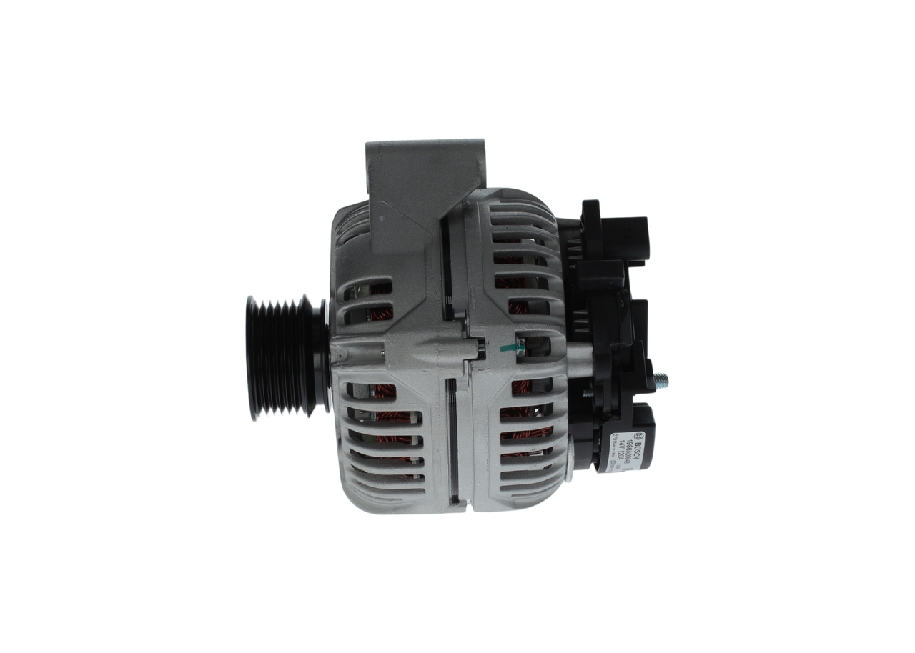 Alternateur 012 154 00 02 BOSCH 1986A00846 MERCEDES-BENZ, STEYR