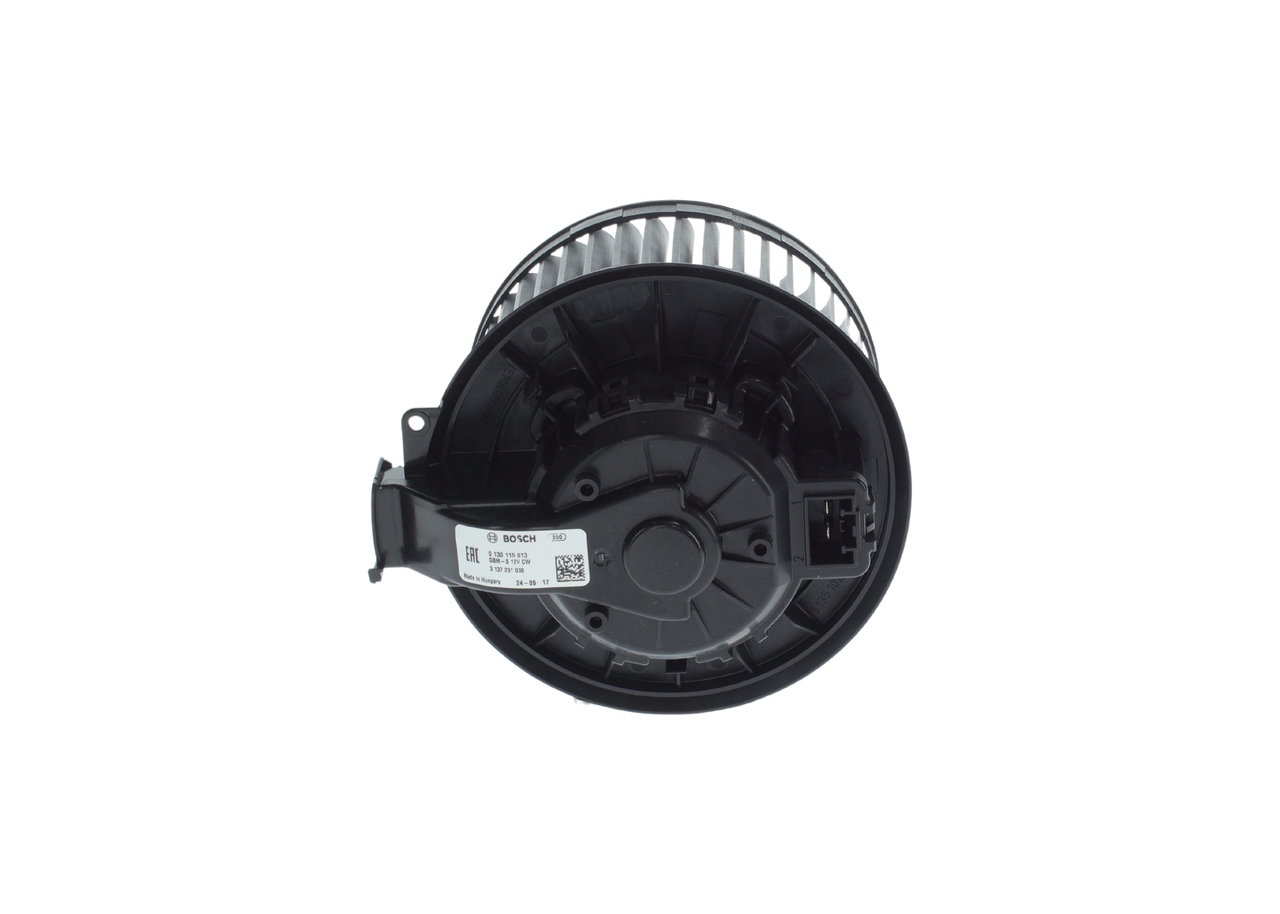 BOSCH 0 130 115 813 Interieurventilatie Spanning (V): 12V