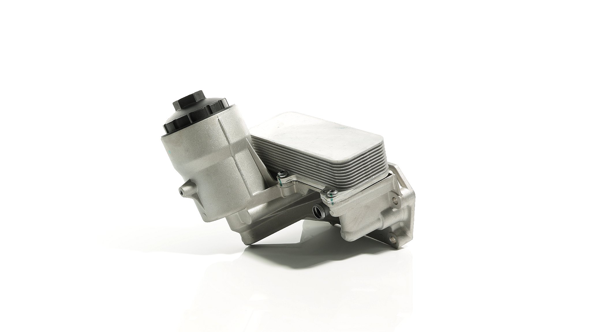 Oliekoeler 070 115 389 E MAHLE CLC461000S VOLKSWAGEN, MERCEDES-BENZ, AUDI, SKODA, SEAT