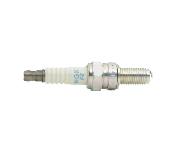 CR8EB NGK 7784 MASERATI 4200 2019 Engine spark plug cost