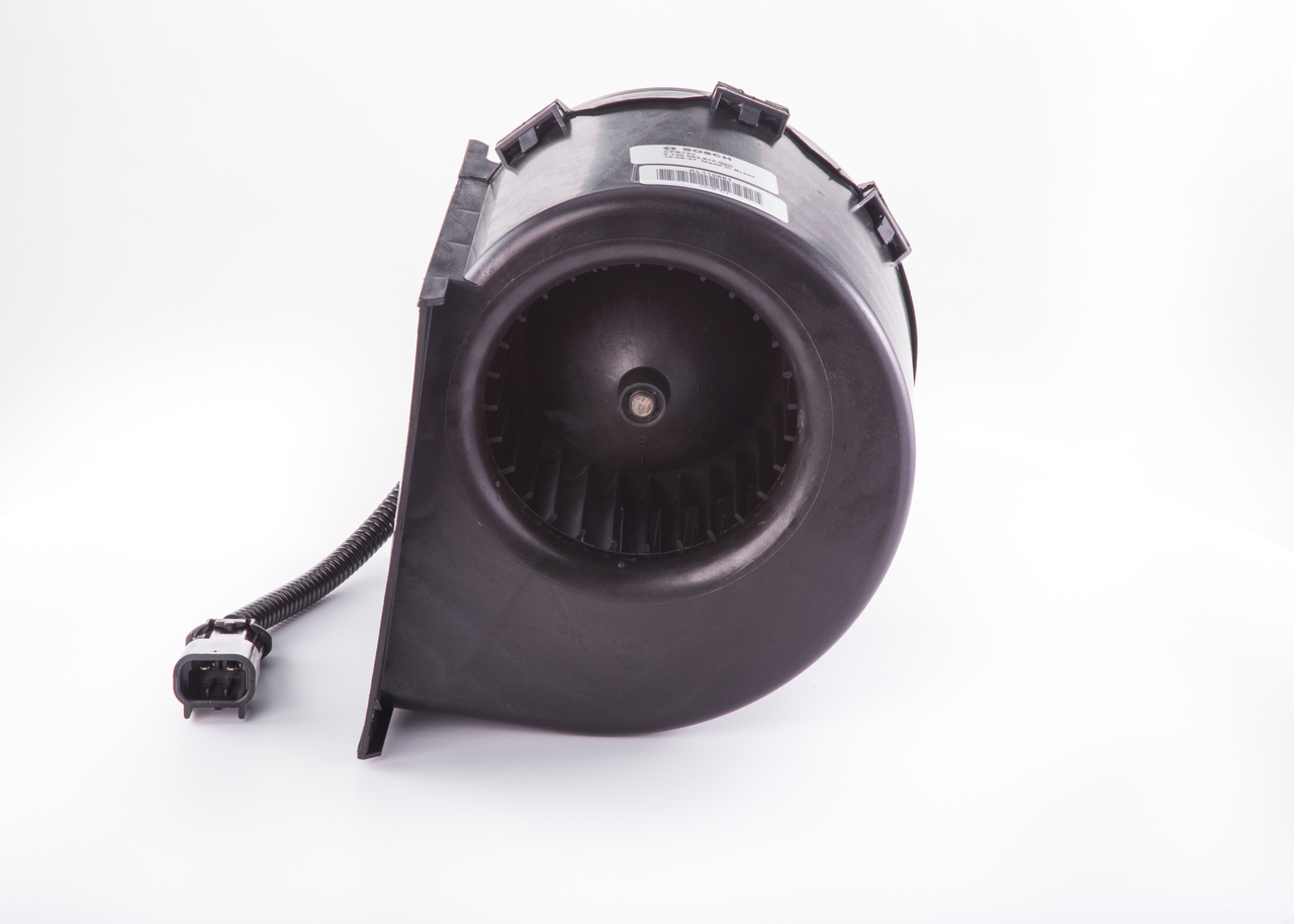 Moteur électrique AL 80 700 BOSCH 0130063810