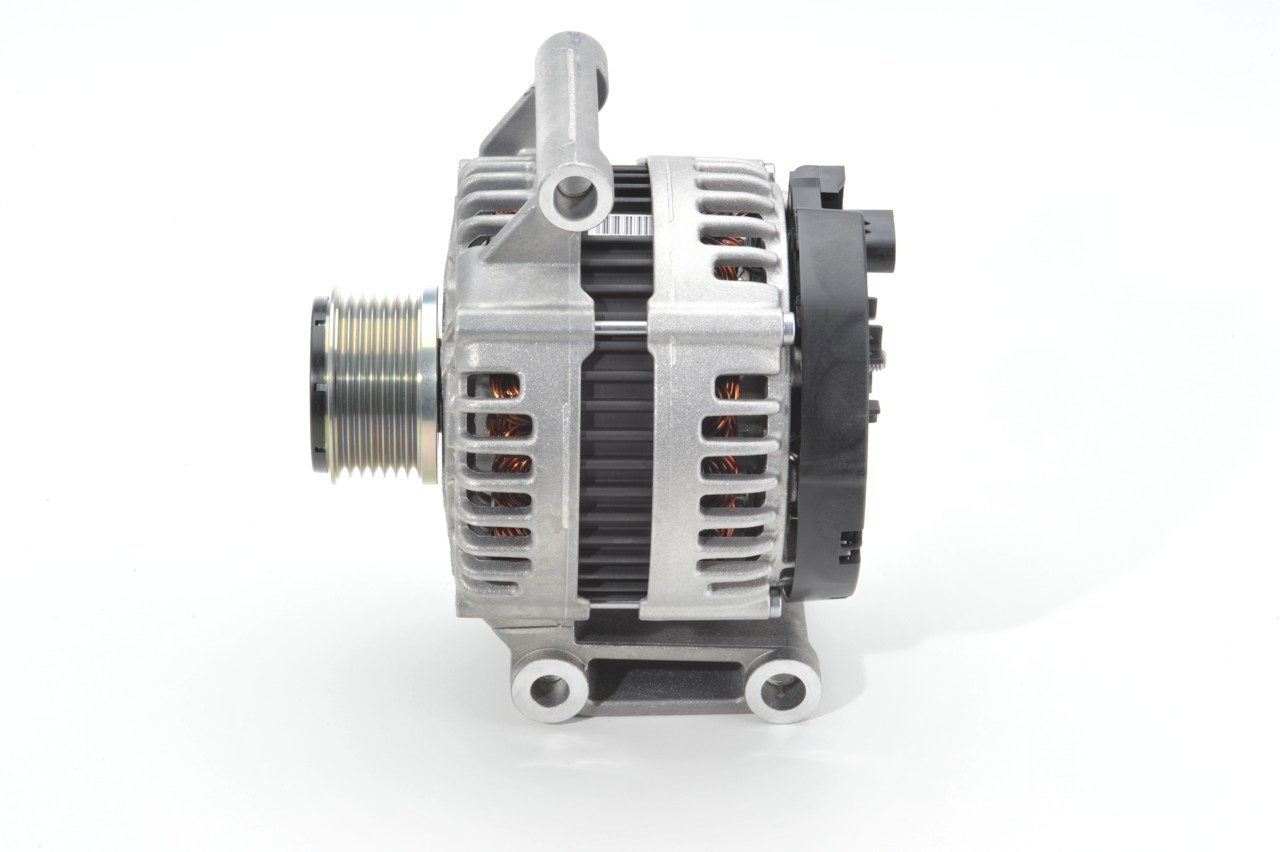 Lichtmaschine 0 121 615 103 BOSCH 6C1T10300CC FORD, TOYOTA, MAZDA, LAND ROVER, FORD USA