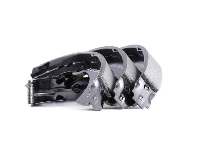 Bremsbackensatz 0 986 487 760 BOSCH 440604A00F NISSAN, MITSUBISHI, SUZUKI, INFINITI