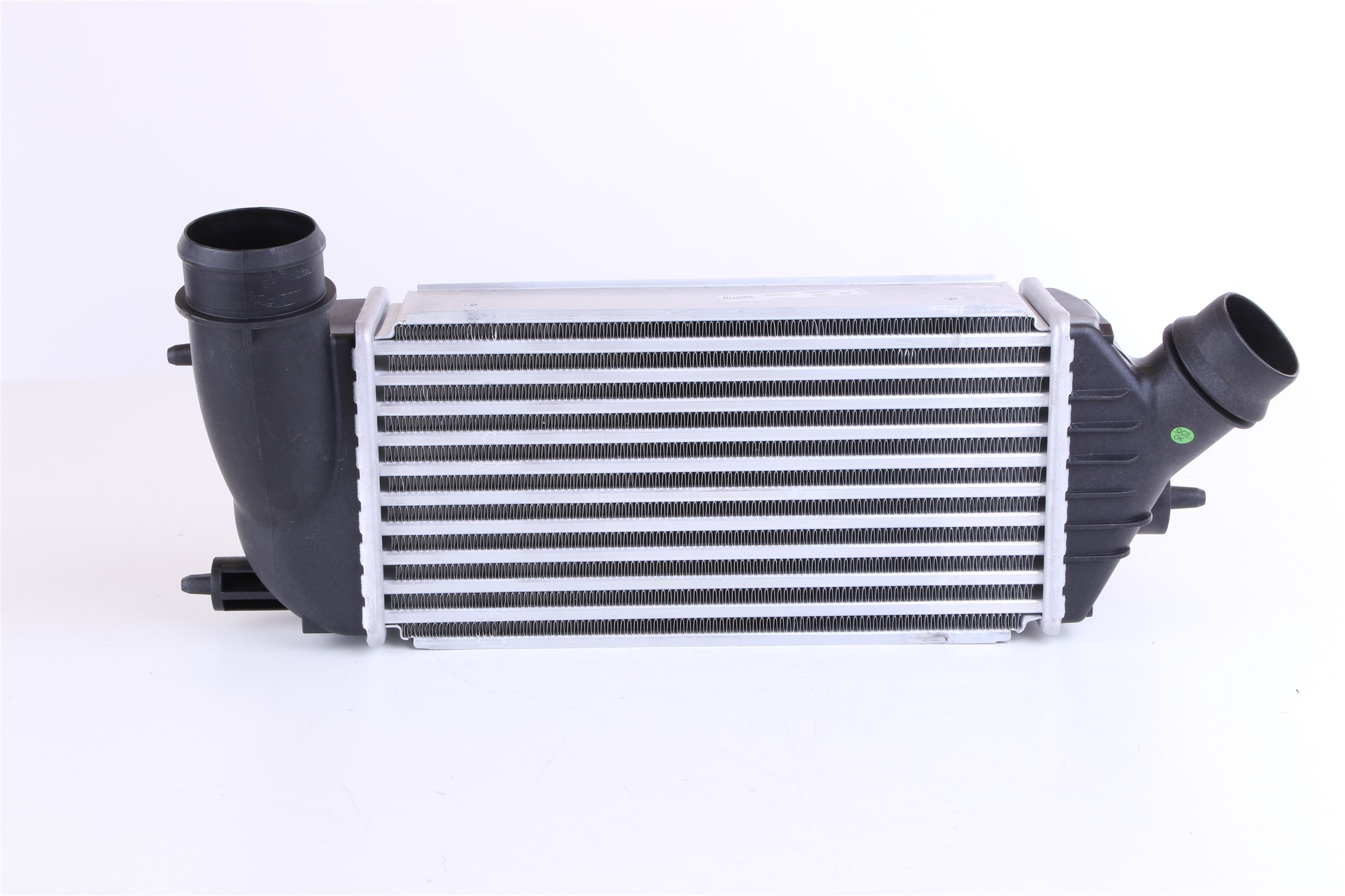 NISSENS 96467 Intercooler