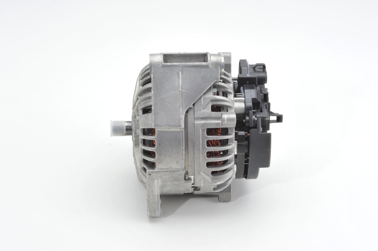 Lichtmaschine 0 124 655 038 BOSCH V836873047