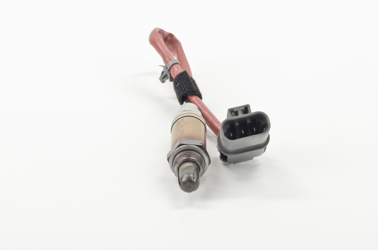 Oxygen sensor BOSCH F 00H L00 102
