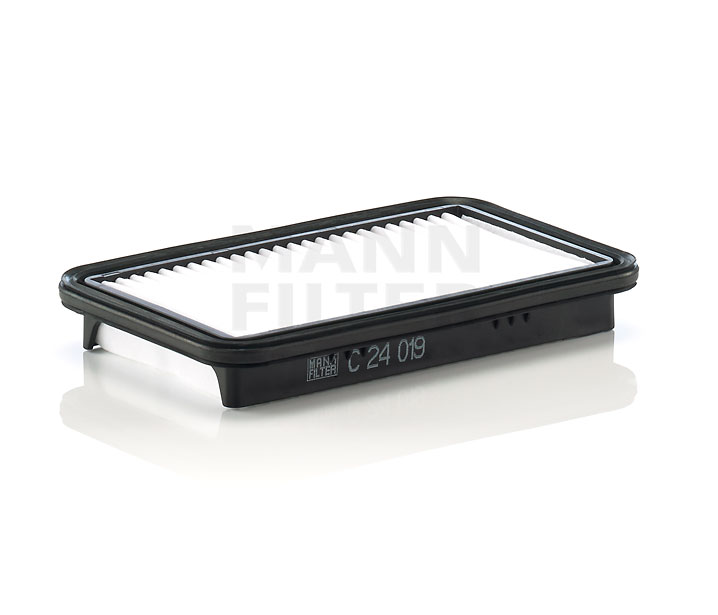 Въздушен филтър 1378063J00 MANN-FILTER C24019 SUZUKI, VAUXHALL, BEDFORD