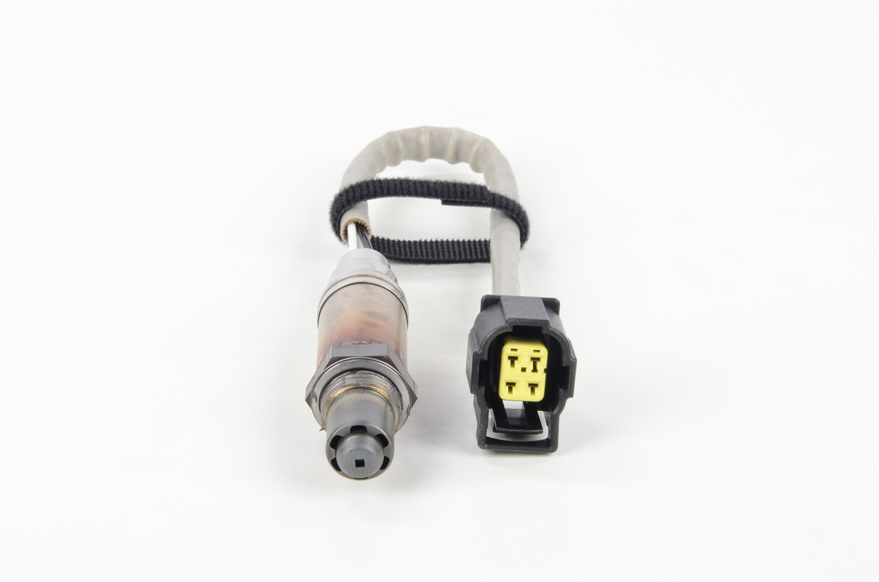 Oxygen sensor BOSCH F 00H L00 335
